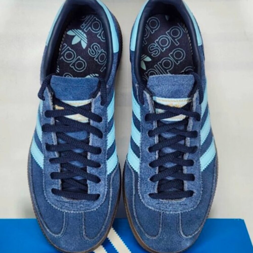 9.5 Women's Adidas Spezials